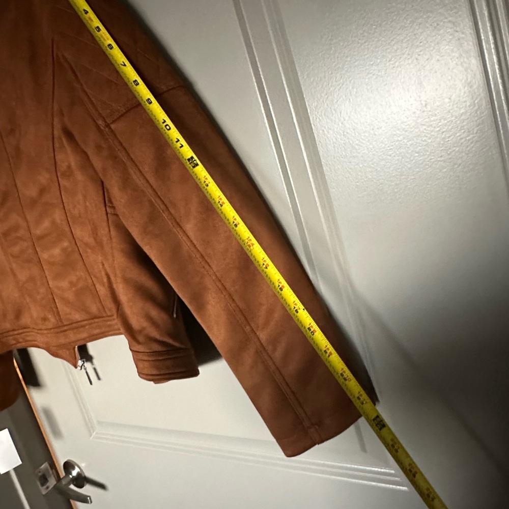 Faux suede tan. Interior lining. - Picture 7 of 10